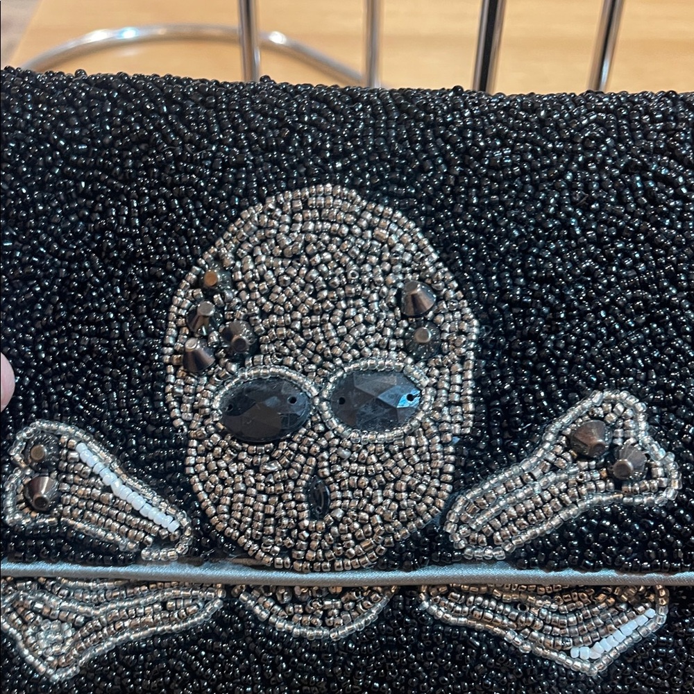 Black Beaded Skull Bag NWT - Picture 10 of 11